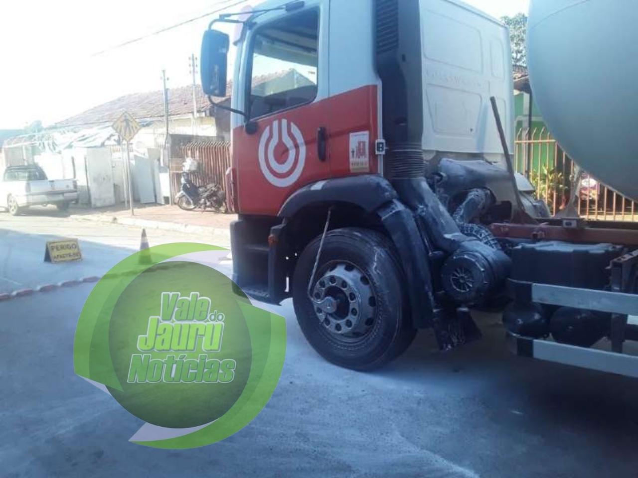 Incêndio em caminhão de gás provoca batida entre veículos em Várzea Grande