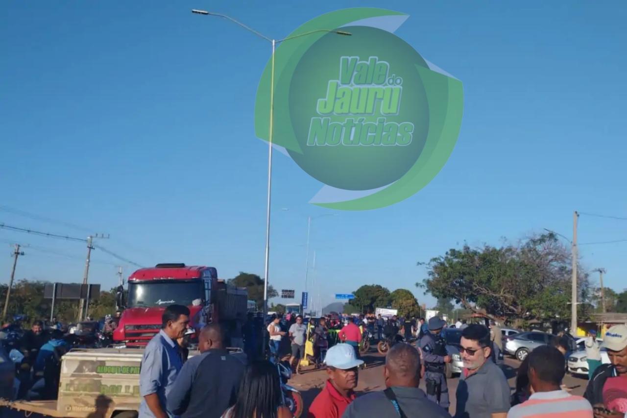 Pescadores bloqueiam rodovia contra projeto que proíbe comércio de peixes em MT