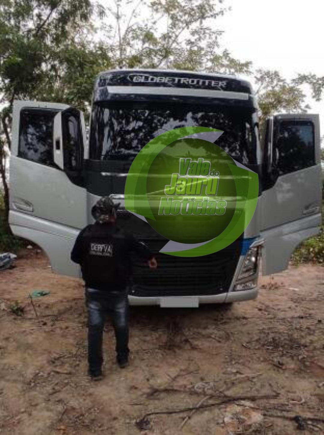 Policiais encontram carreta avaliada em R$ 1 mi pronta para desmanche em Livramento