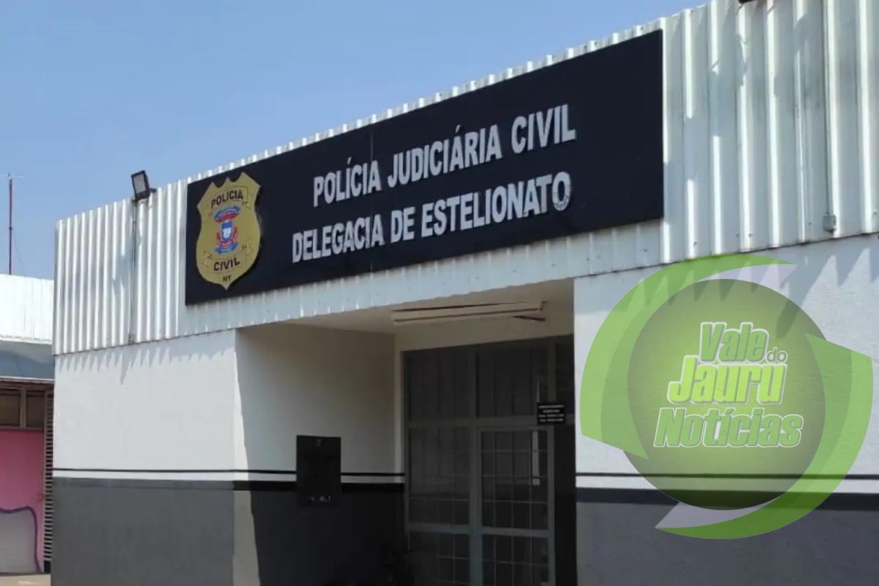 Tentando tirar bens apreendidos, jovem apresenta documentos falsos e acaba preso