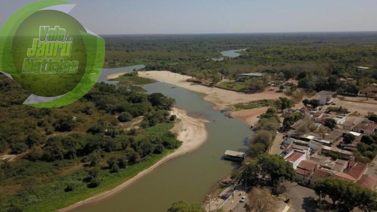 Com baixa do rio Paraguai, prefeita de Cáceres proíbe encher piscinas e lavar calçadas
