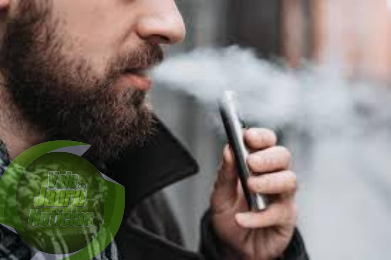 Trazendo riscos a saúde e sem regulamentação, 1 a cada 5 jovens consome cigarro eletrônico no Brasil