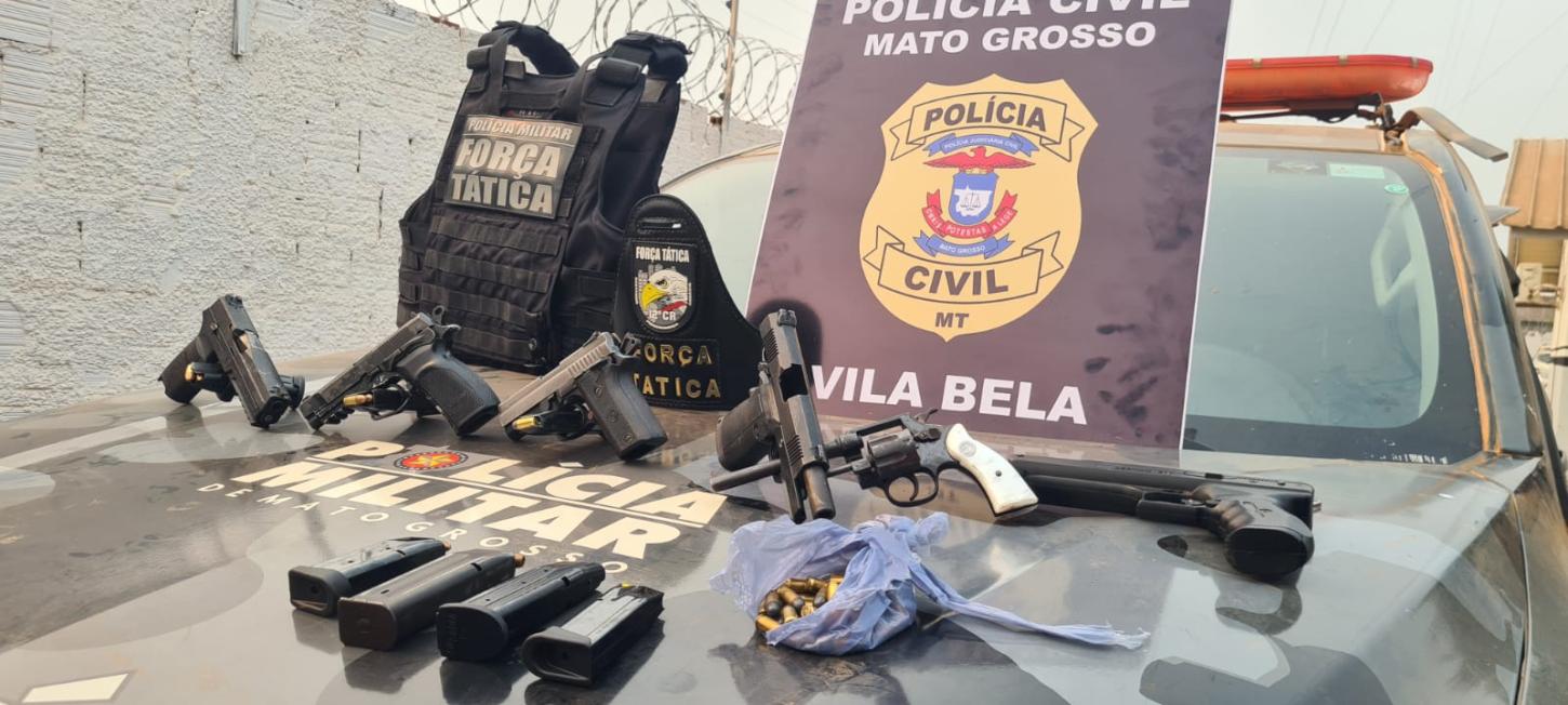 Forças de segurança apreendem armas de fogo e munições com grupo envolvido em homicídios em Vila Bela.