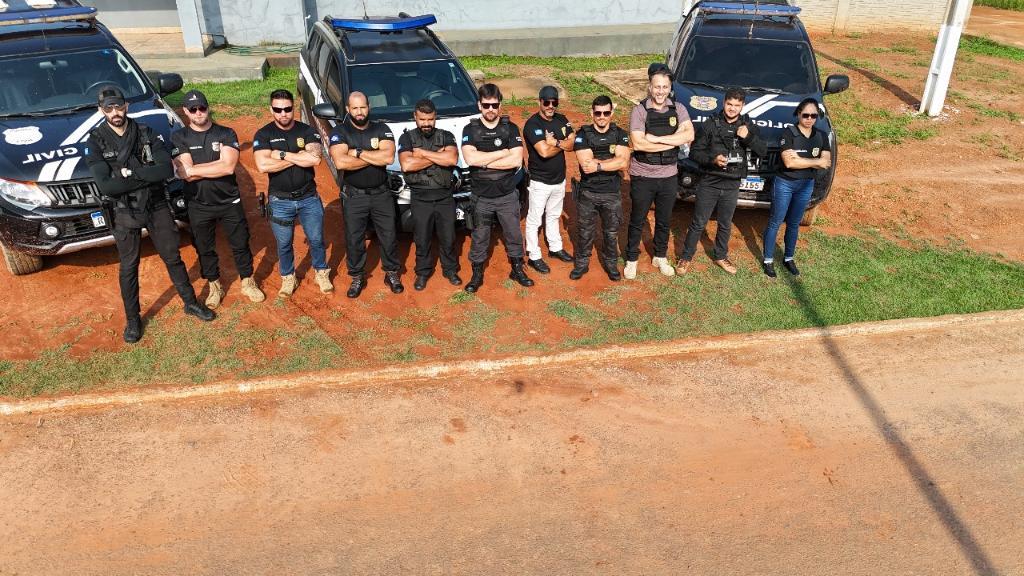 OPERAÇÃO RASTRO DA VERDADE Polícia Civil cumpre buscas em apuração sobre homicídio de vítima sequestrada em Juruena