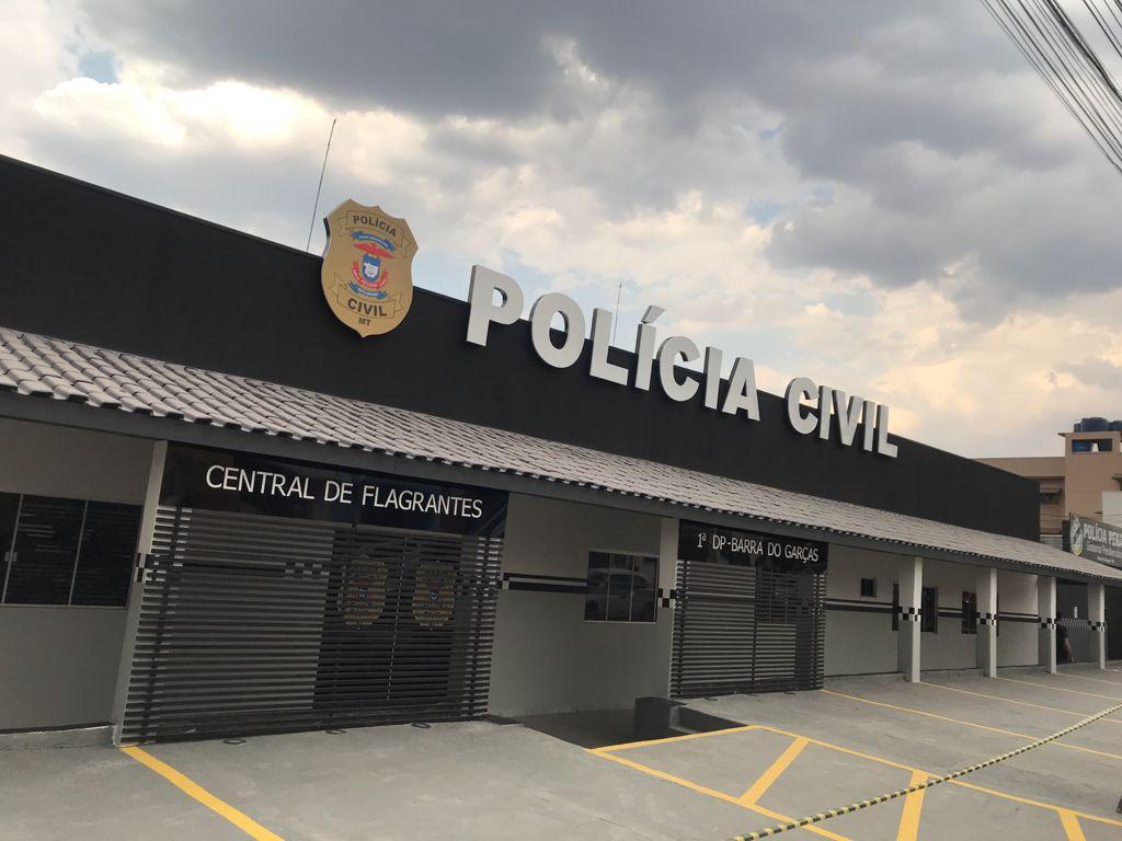 EM BARRA DO GARÇAS Polícia Civil prende homem com dois mandados de prisão por roubo qualificado e furto