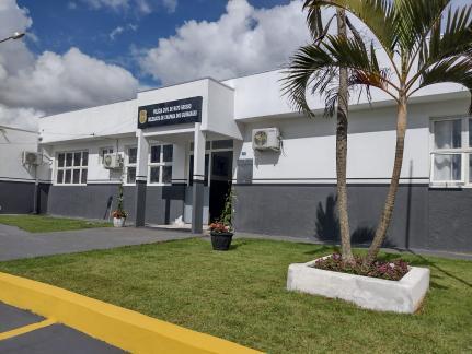 Foragido vai registrar B.O. e acaba preso em Chapada dos Guimarães