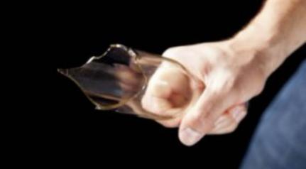 Homem tem pescoço cortado com garrafa durante briga em bar de MT