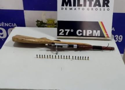 Homem agride filha de 2 anos após ela derrubar iogurte no tapete; ele foi preso