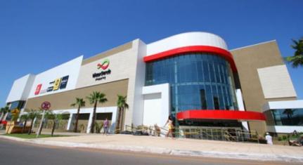 Homem é preso furtando roupas em loja de shopping de VG