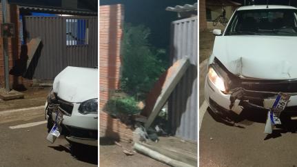 Motorista bêbado derruba muro de casa e foge em MT