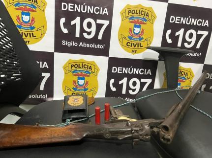 Polícia apreende armas de acusado de ameaçar matar enteada grávida em MT