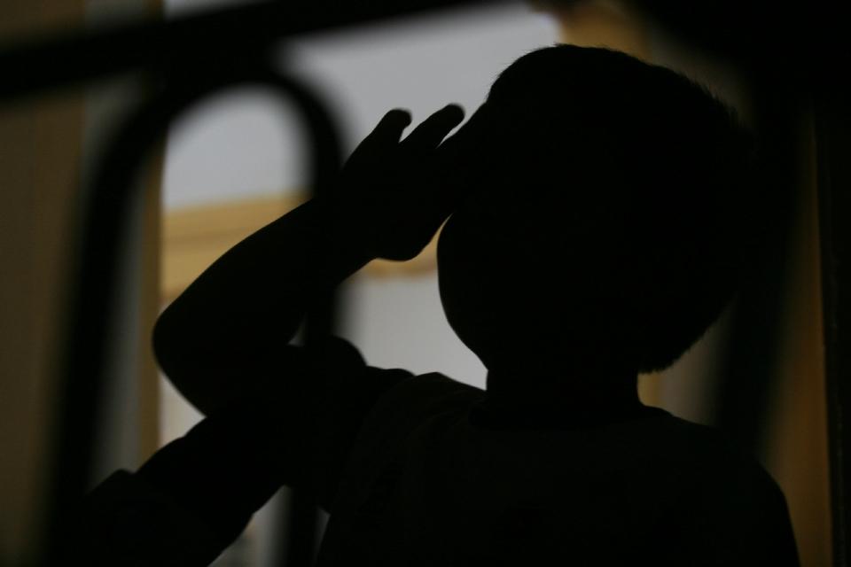 FILHA DENUNCIOU.