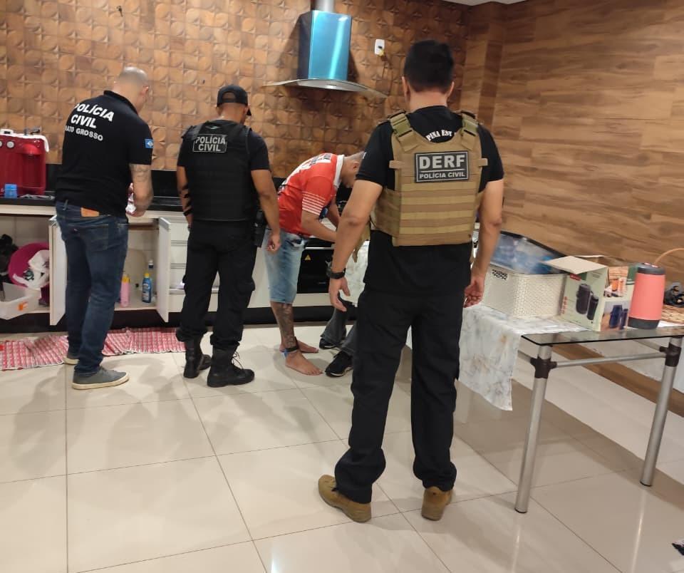 Polícia Civil deflagra Operação Sinal Cortado contra empresa de fachada usada por facção.