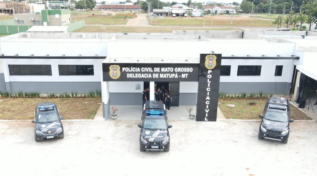 Polícia Civil detém suspeitos de alvejar pai e filha de quatro anos.