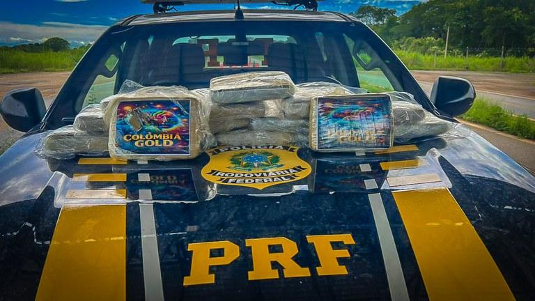 PRF apreende mais de 15 kg de skunk na BR-070.