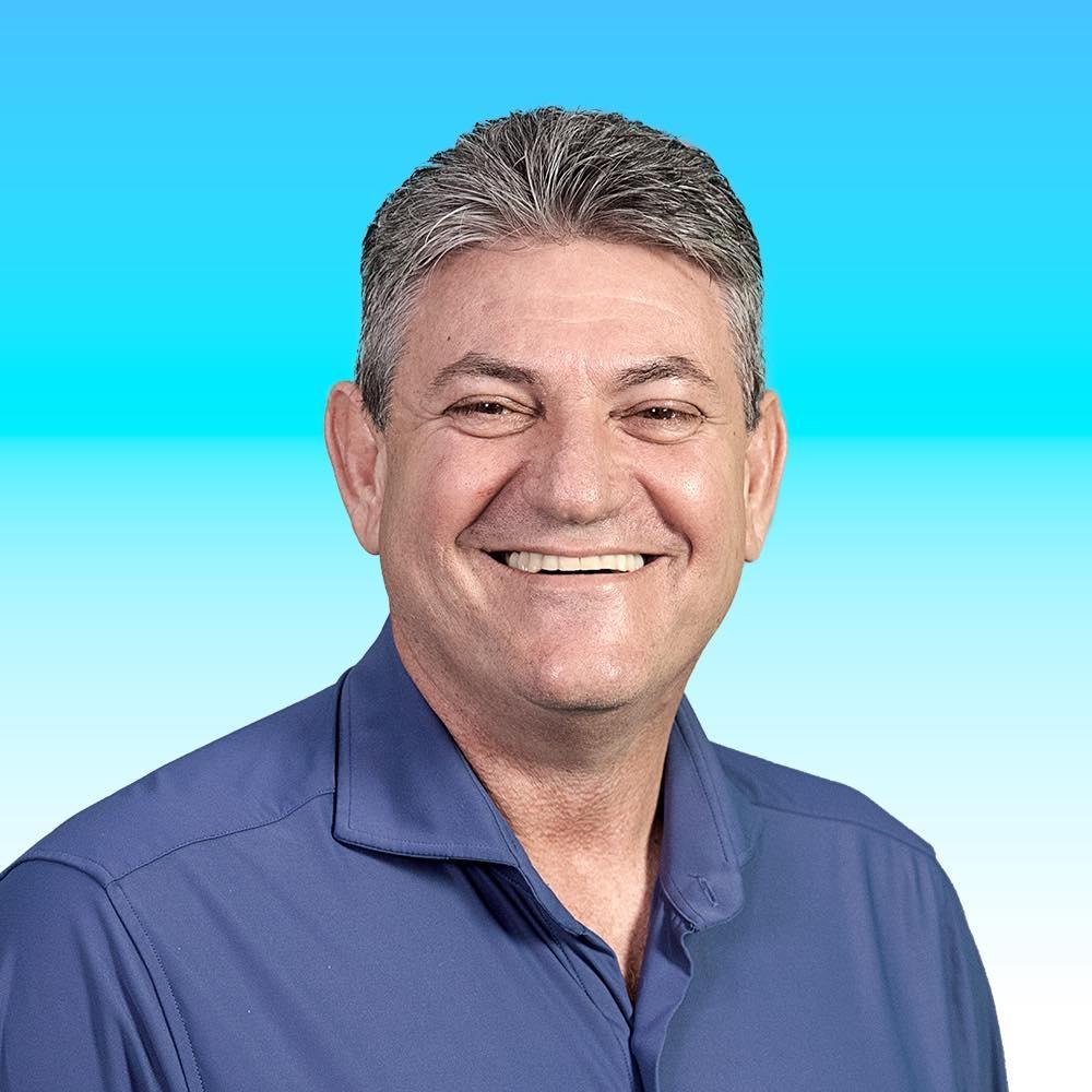 MP investiga possível fraude em licitação após reação de deputado em vídeo.