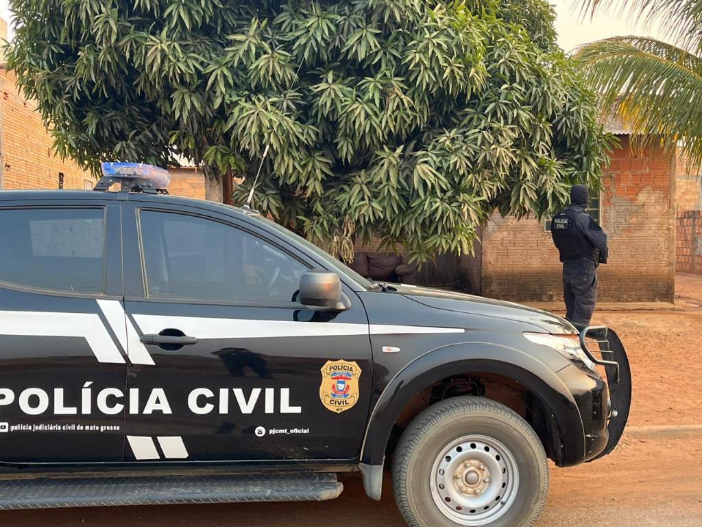 Polícia Civil cumpre mandados de prisão contra dois homens investigados por furto qualificado.
