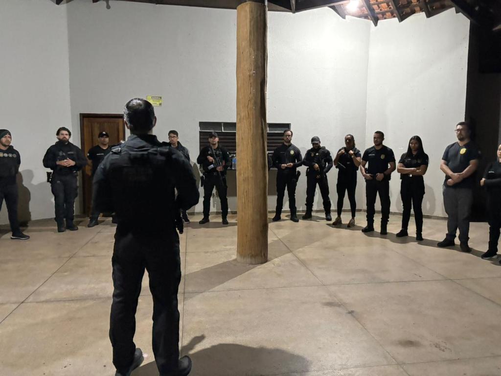 Polícia Civil desarticula logística de tráfico de drogas com participação de menores.
