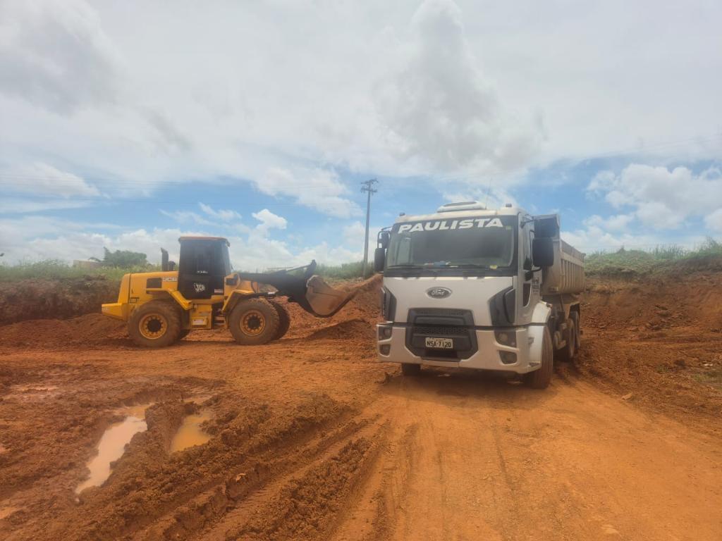 Polícia Civil e Ibama flagra extração ilegal de cascalho e prende suspeito.