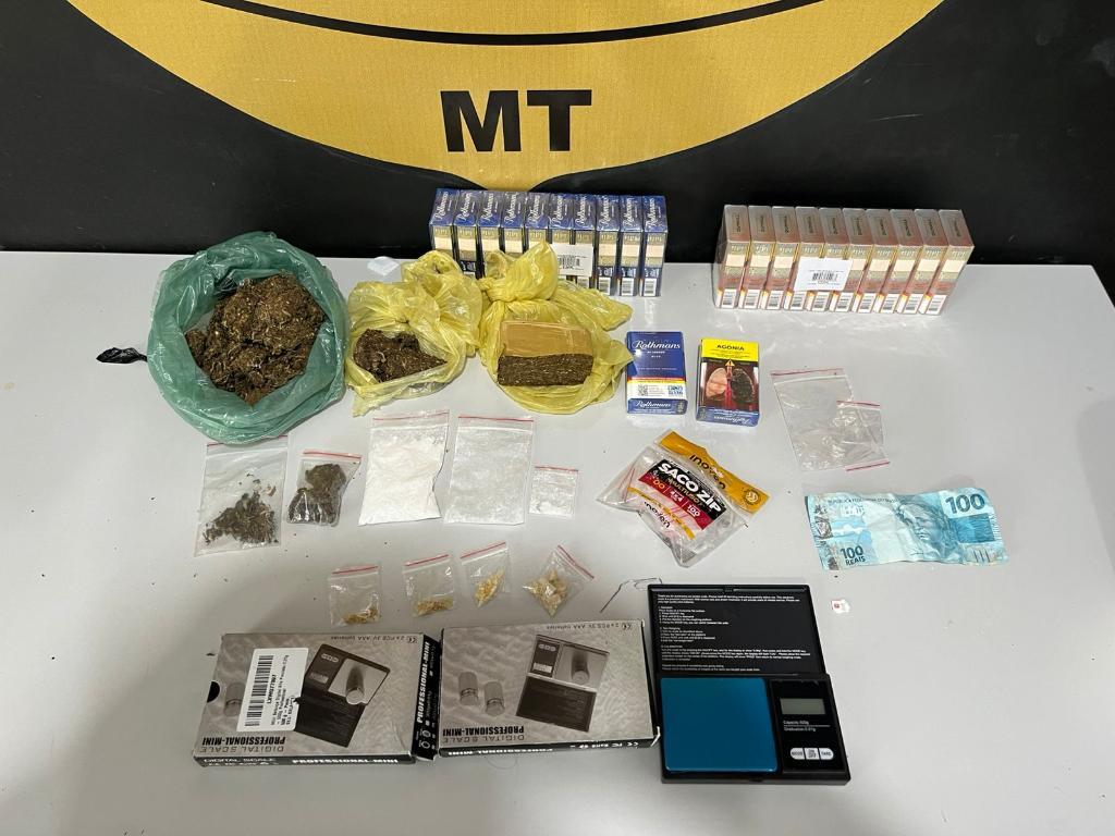 Polícia Civil fecha boca de fumo e prende casal que comercializava drogas na frente de filhos menores.