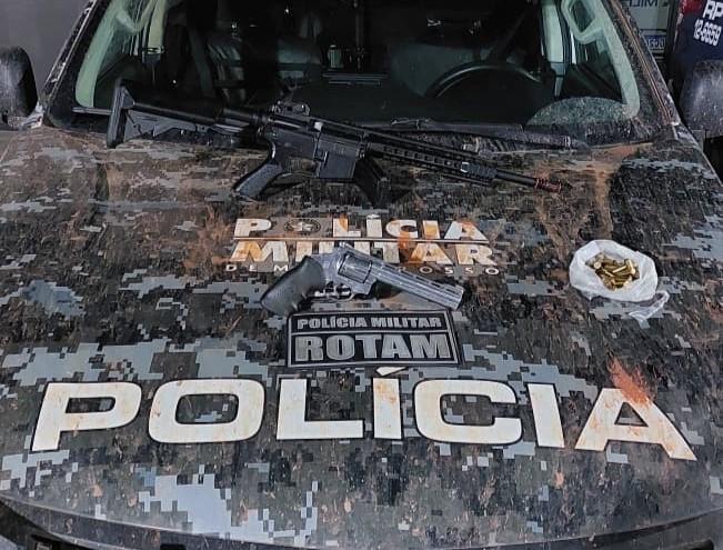 Rotam apreende arma de fogo, munições e simulacro de fuzil em Pontes e Lacerda.