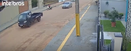 Homem é assassinado enquanto pilotava moto.