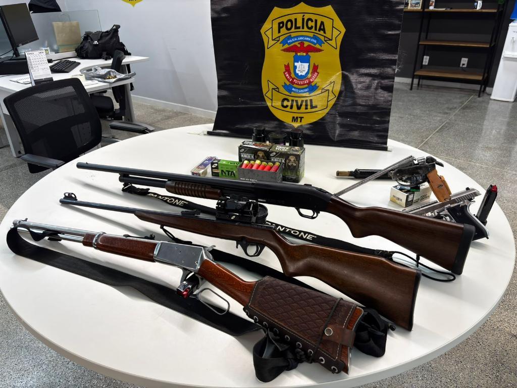 Polícia Civil apreende armas de fogo.