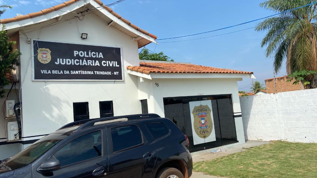 Polícia Civil prende homem em flagrante por agredir e ameaçar companheira em Vila Bela.