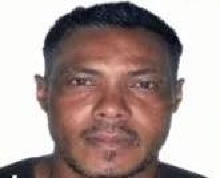 Homem é morto a golpes de facão em área de frigorífico desativado.
