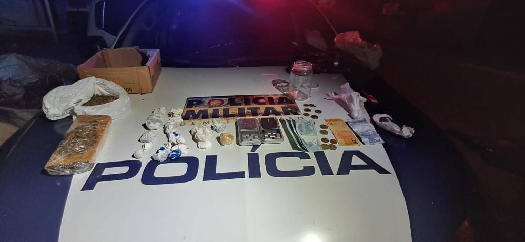 PM desmantela quadrilha suspeita por tráfico de drogas em Santa Rita do Trivelato.