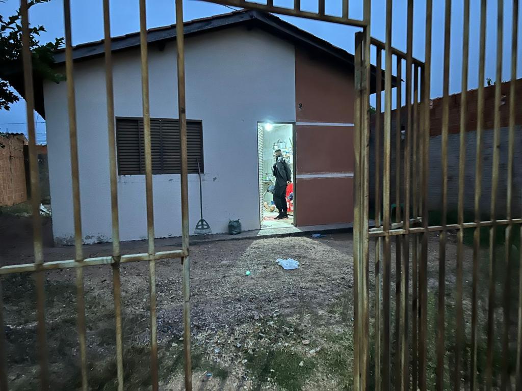 Polícia Civil cumpre mandados em operação interestadual que apura golpes contra clientes de banco digital.