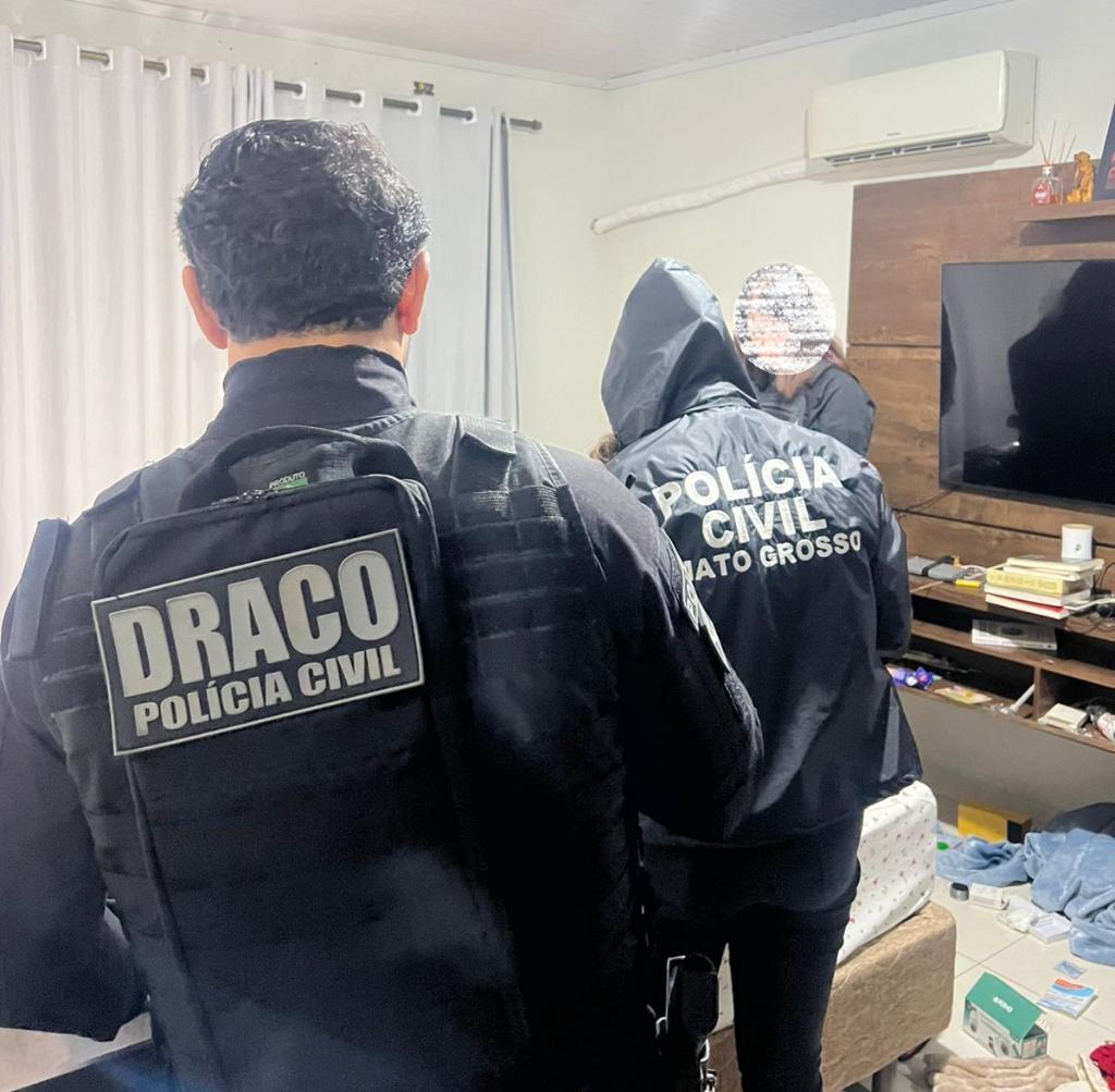 Polícia Civil cumpre 90 mandados para desarticulação de esquema de lavagem de capitais de facção criminosa.