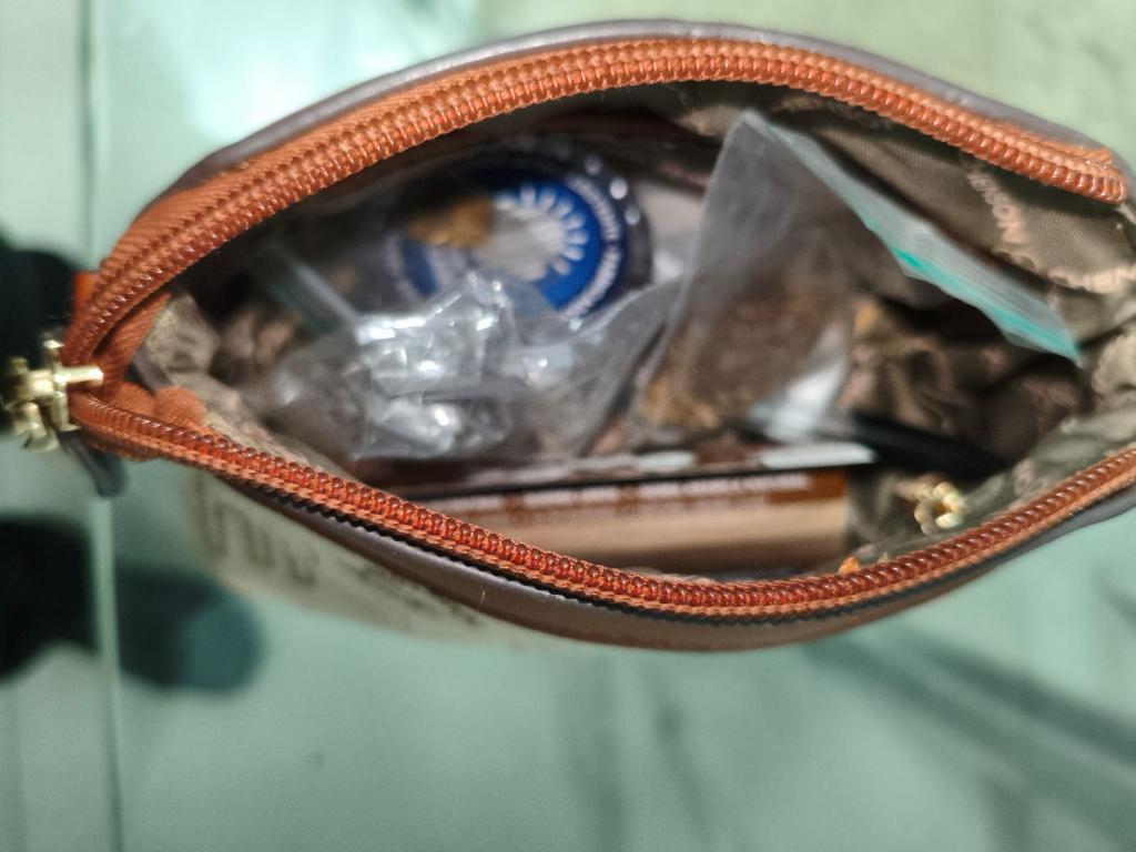 Polícia Civil cumpre mandados contra grupo criminoso que utilizava mulheres para o transporte interestadual de drogas.