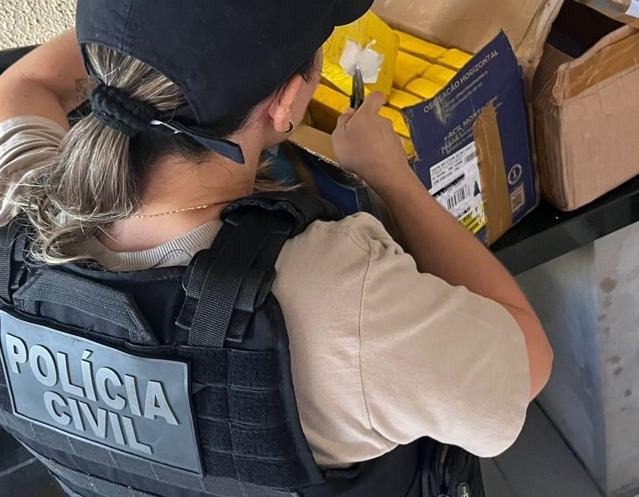 Polícia Civil fecha laboratório do tráfico de facção criminosa.