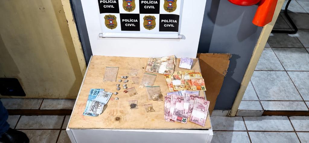 Polícia Civil prende mulher suspeita de tráfico de drogas em Canarana.