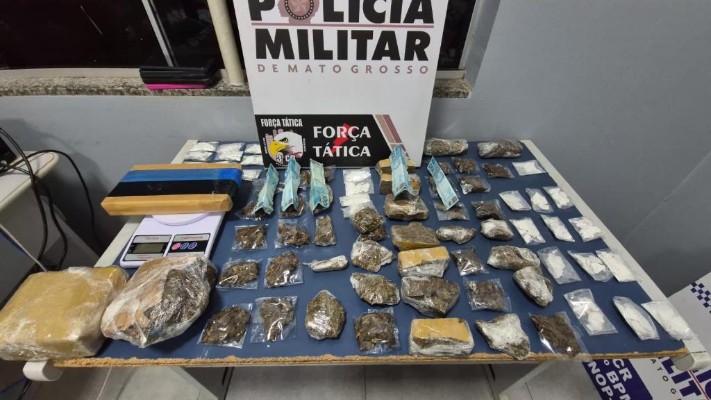 Força Tática detém quadrilha de faccionados com 71 porções de drogas.