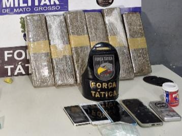 Força Tática prende mulher com seis quilos de maconha.