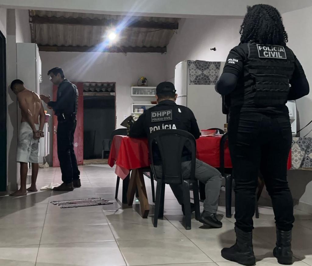 Polícia Civil deflagra operação para apurar homicídio de jovem.