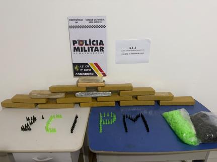 PM apreende 16 quilos de drogas em Comodoro.