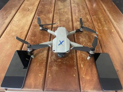 Polícia Penal apreende drogas com visitante e intercepta drone com celulares.