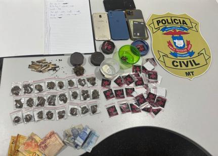 Traficante de facção tenta fugir, mas acaba preso com 24 porções de drogas.