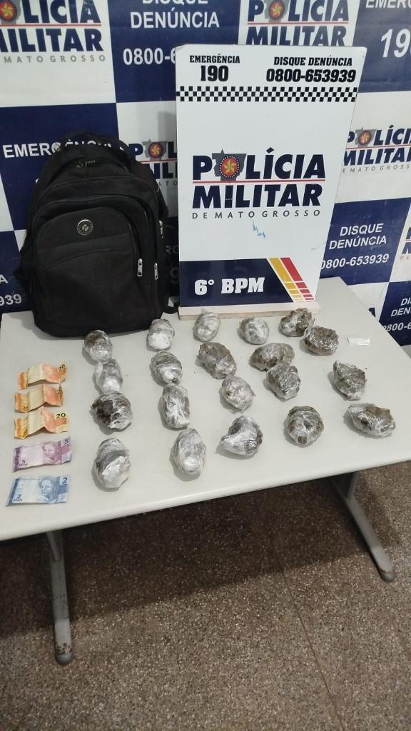 Dois faccionados são presos em flagrante pela Polícia Militar por tráfico de drogas.
