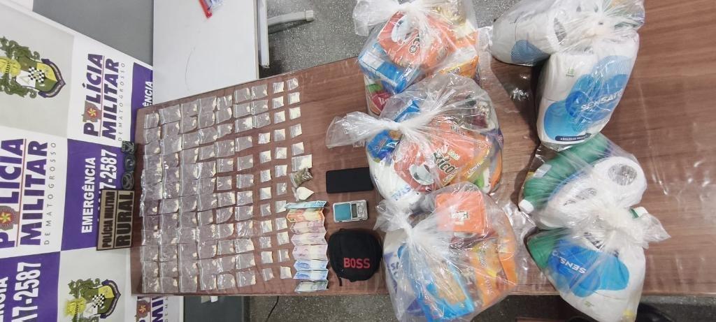 Patrulha Rural apreende 102 porções de drogas e prende faccionado por tráfico.