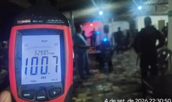 Baile é interrompido após som atingir mais de 100 decibéis.
