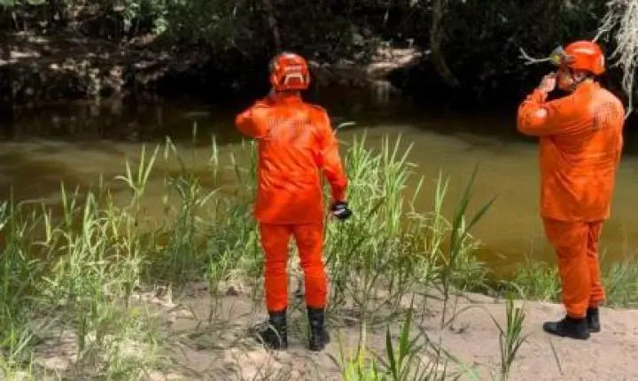 Corpo de homem é encontrado boiando no Rio.