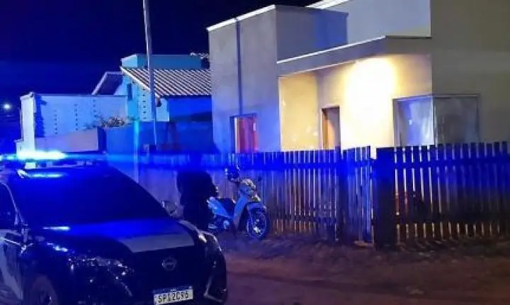 Criminoso invade casa e mata desafeto a tiros na cama.