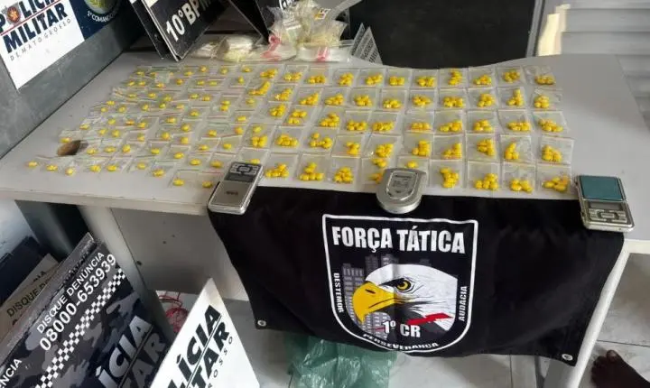 Força Tática prende homem com 321 comprimidos de ecstasy.