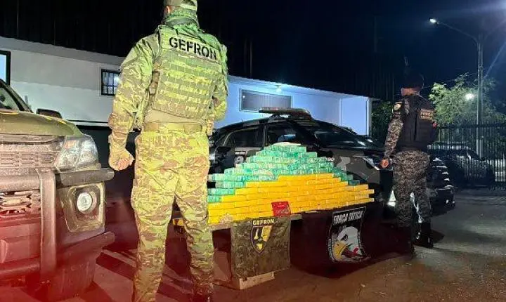 Gefron e Força Tática apreendem 80 tabletes de drogas avaliados em R$ 1,9 milhão.