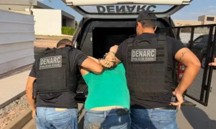 Homem esconde droga no carro da ex para incriminá-la e acaba preso.