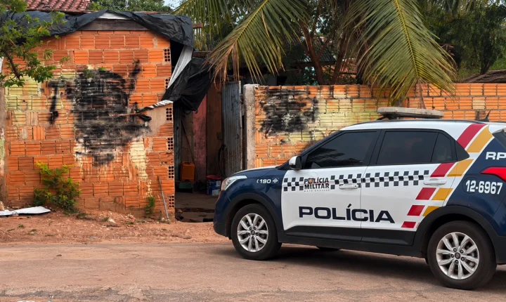 Homem invade casa dizendo ser policial e tenta executar dois em Pontes e Lacerda.